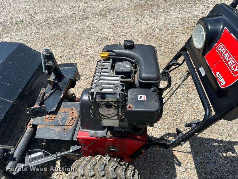 image for item EJ7020 Gravely  936 PB broom