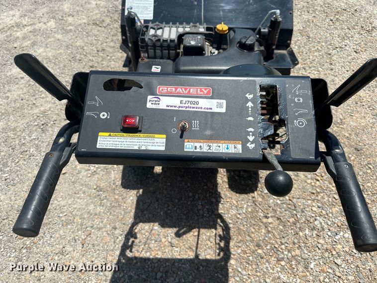 image for item EJ7020 Gravely  936 PB broom