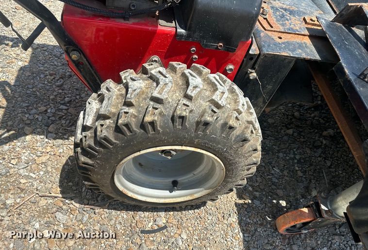 image for item EJ7020 Gravely  936 PB broom