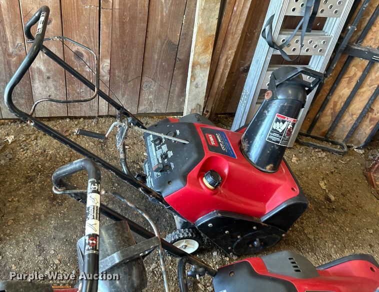 image for item EJ7021 (7) snow blowers 