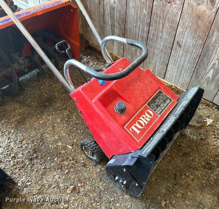 image for item EJ7021 (7) snow blowers 