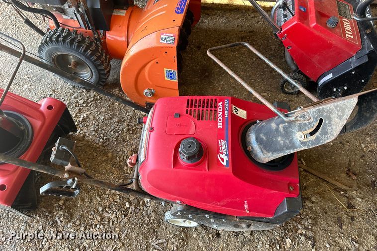 image for item EJ7021 (7) snow blowers 