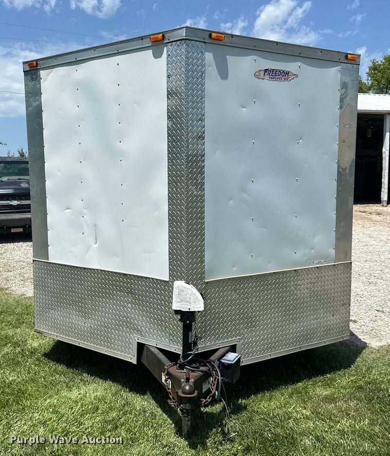 image for item EJ7024 2010 Freedom enclosed cargo trailer