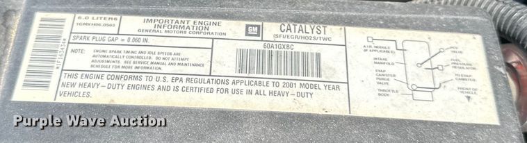 image for item EJ7025 2001 Chevrolet  1500HD  Crew Cab pickup truck