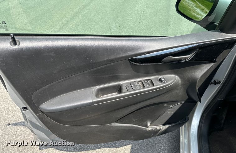 image for item EJ7053 2017 Chevrolet Spark LT 