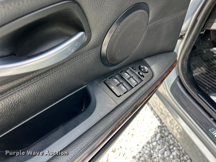 image for item EK4668 2006 BMW 330XI 