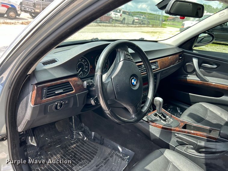 image for item EK4668 2006 BMW 330XI 