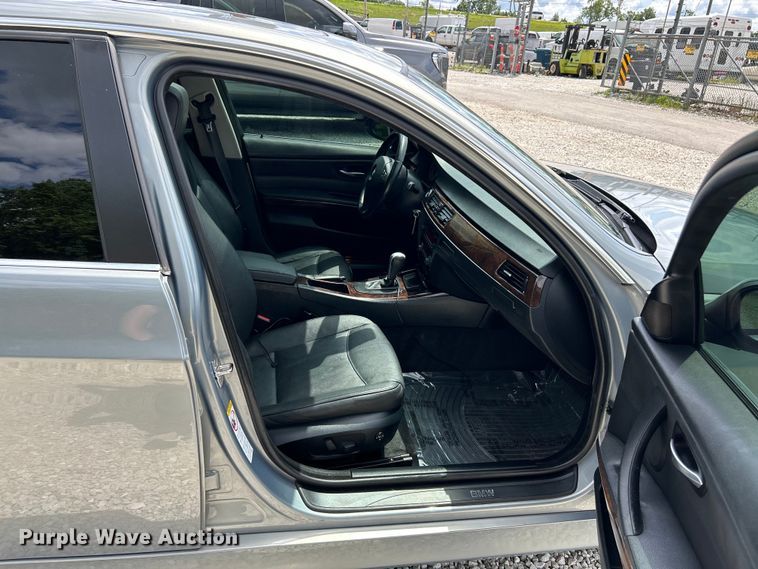 image for item EK4668 2006 BMW 330XI 