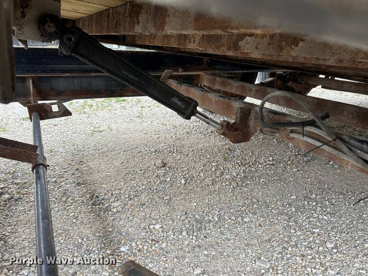 image for item EK4887 2011 Trailerman CTT7617N14 tilt deck equipment trailer