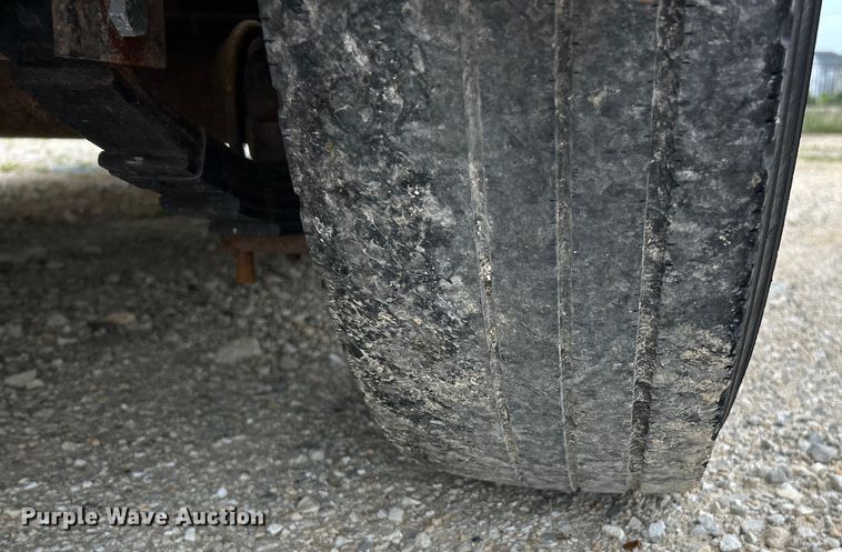 image for item EK4887 2011 Trailerman CTT7617N14 tilt deck equipment trailer