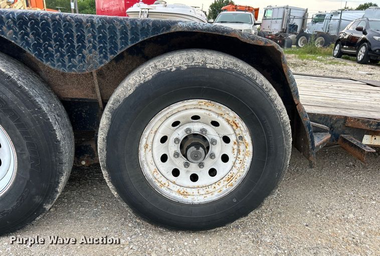 image for item EK4887 2011 Trailerman CTT7617N14 tilt deck equipment trailer