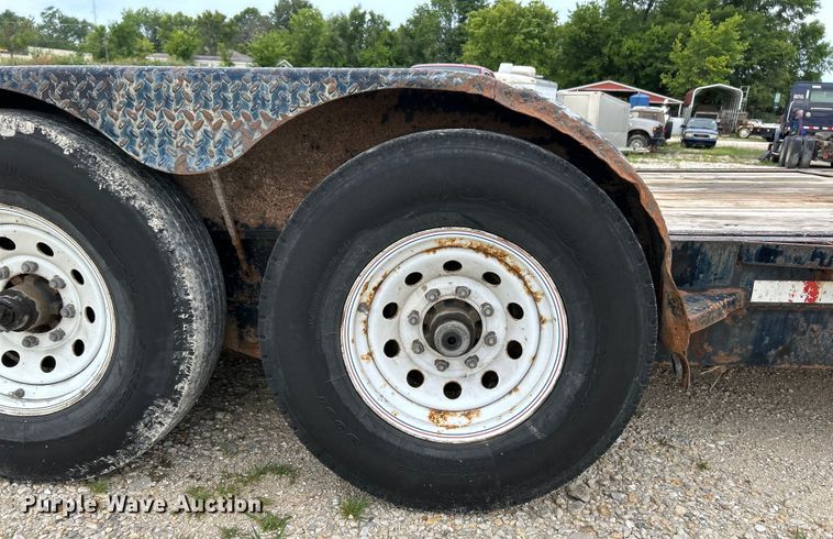 image for item EK4887 2011 Trailerman CTT7617N14 tilt deck equipment trailer