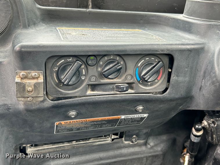 image for item EK4890 2018 Kubota  RTV-X1100C utility vehicle