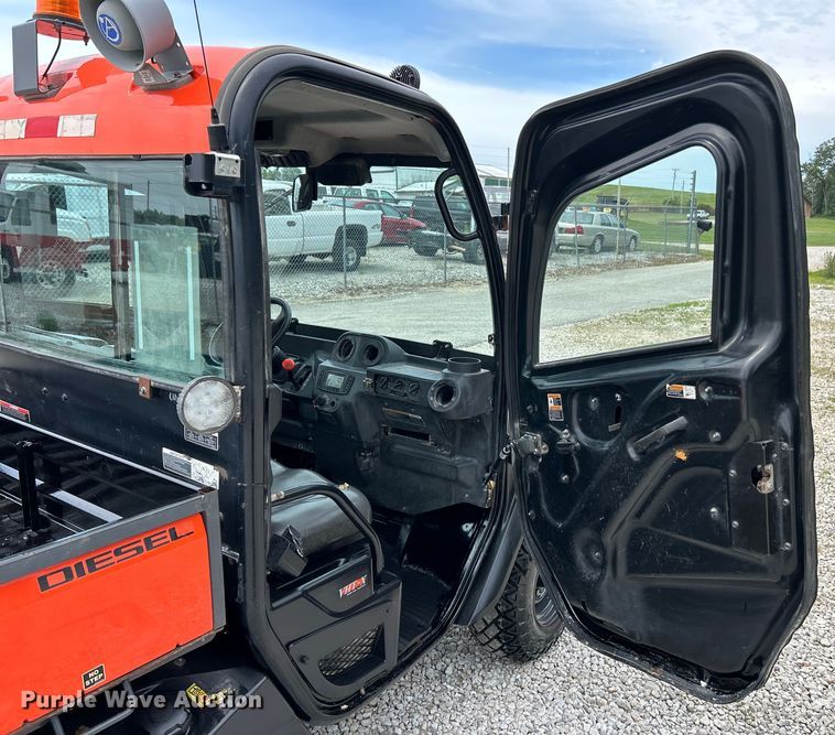 image for item EK4890 2018 Kubota  RTV-X1100C utility vehicle