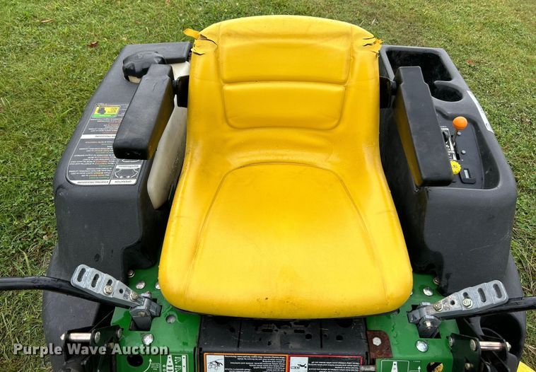 image for item EK4899 2009 John Deere  Z425 ZTR lawn mower