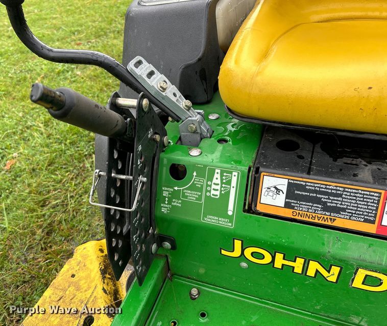 image for item EK4899 2009 John Deere  Z425 ZTR lawn mower