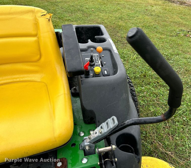 image for item EK4899 2009 John Deere  Z425 ZTR lawn mower