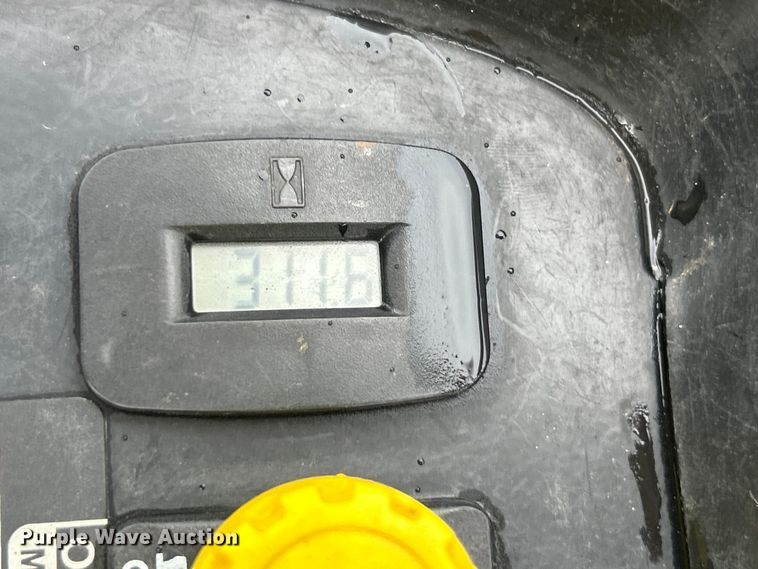 image for item EK4899 2009 John Deere  Z425 ZTR lawn mower