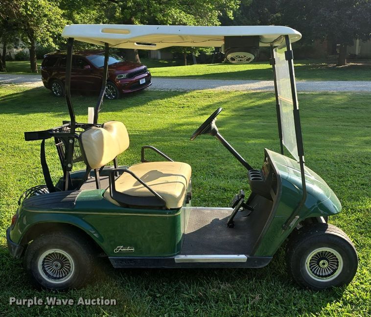 image for item EK6210 E-Z Go Freedom  golf cart