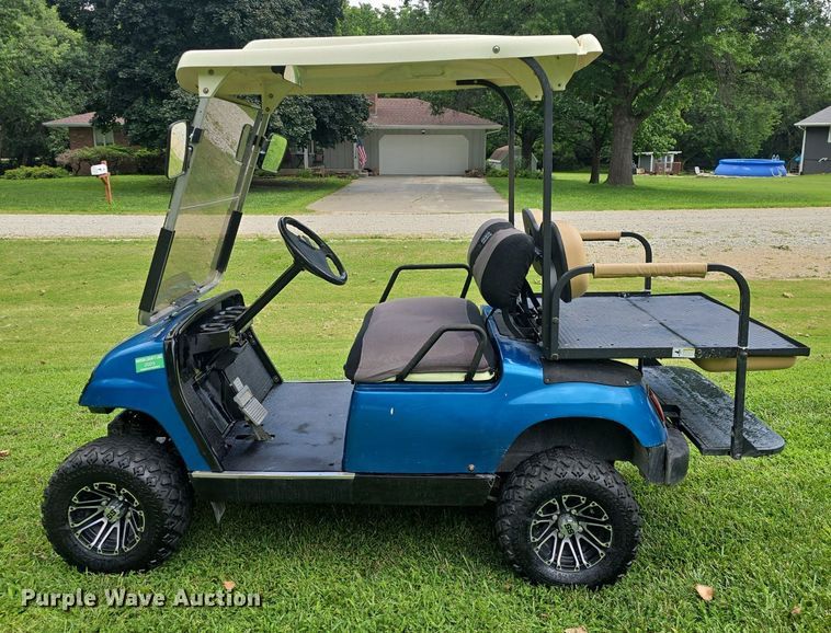 image for item EK6227 Yamaha golf cart