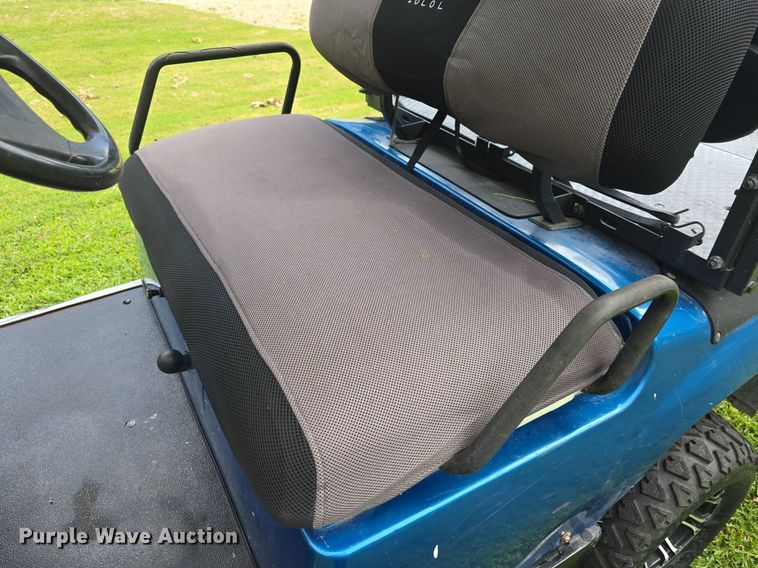 image for item EK6227 Yamaha golf cart