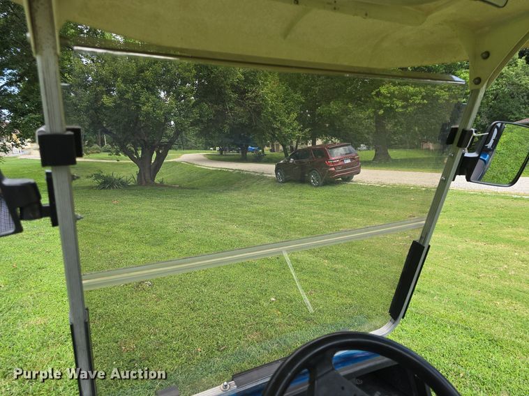 image for item EK6227 Yamaha golf cart