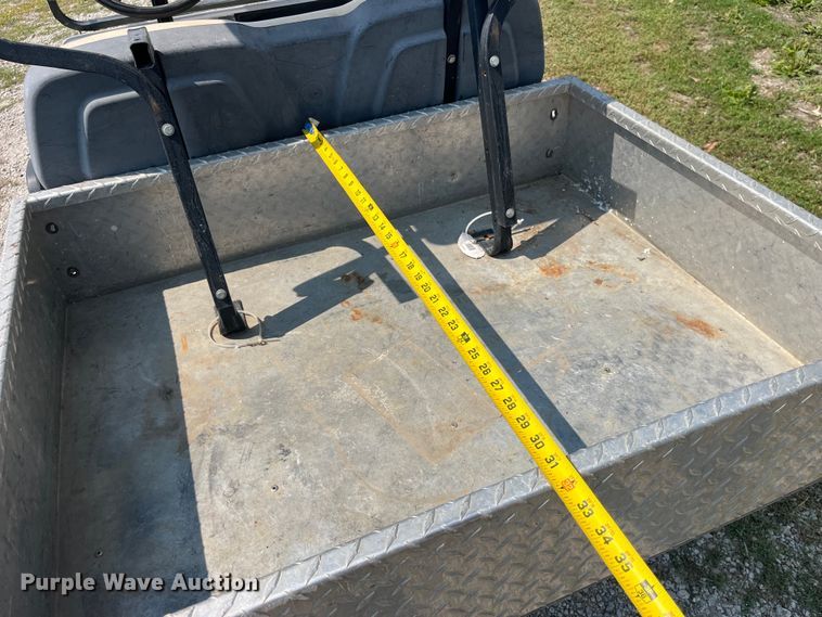 image for item EK8791 2002 Club Car golf cart