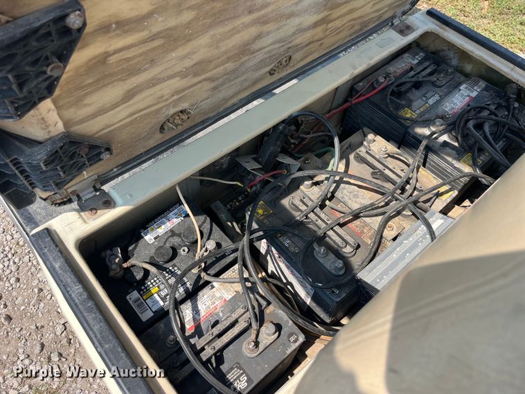 image for item EK8791 2002 Club Car golf cart