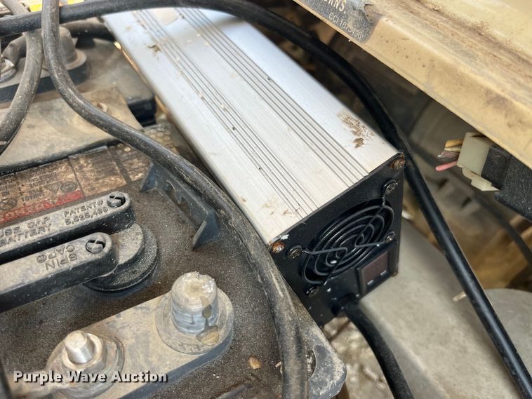 image for item EK8791 2002 Club Car golf cart