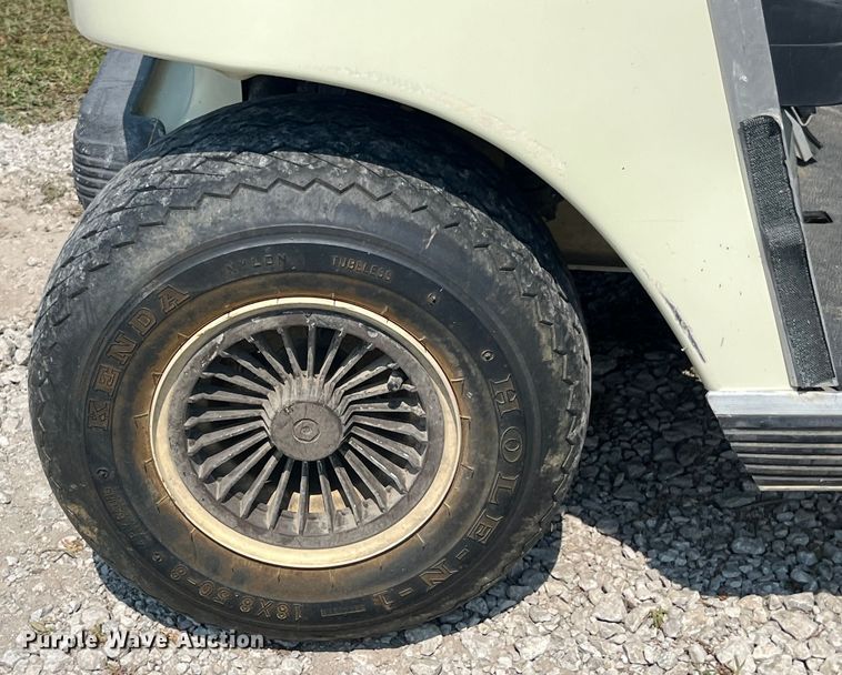 image for item EK8791 2002 Club Car golf cart