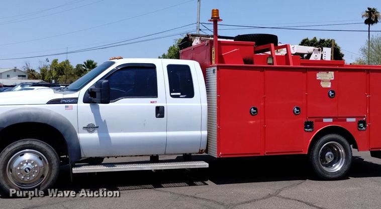 image for item LO9032 2011 Ford F550 Super Duty XL utility / service truck