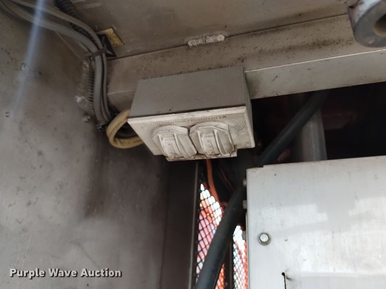 image for item LO9032 2011 Ford F550 Super Duty XL utility / service truck