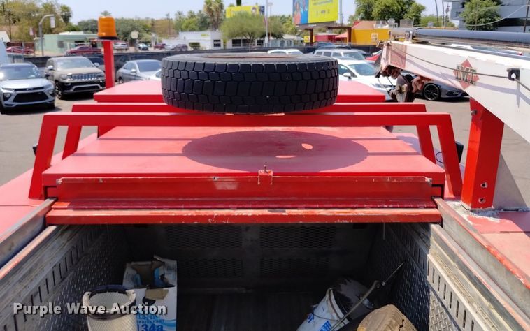 image for item LO9032 2011 Ford F550 Super Duty XL utility / service truck