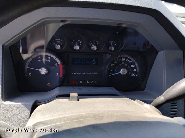 image for item LO9032 2011 Ford F550 Super Duty XL utility / service truck