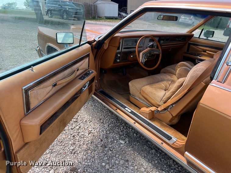 image for item LV9014 1978 Lincoln Continental coupe
