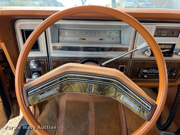image for item LV9014 1978 Lincoln Continental coupe