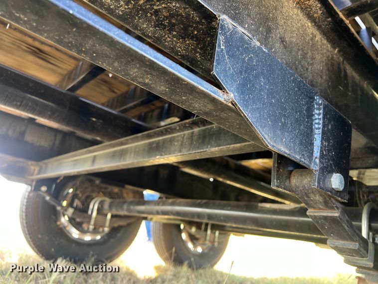 image for item LV9017 2021 PJ Trailer Mfg Co. Deckover F8282 equipment trailer