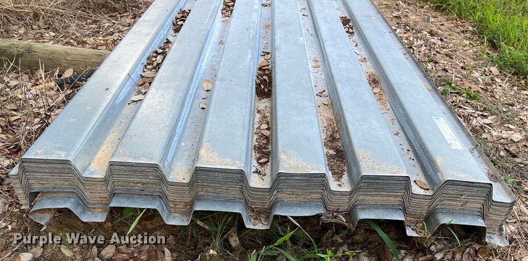 image for item LV9023 Approximately 22 sheets of 20' L x 36