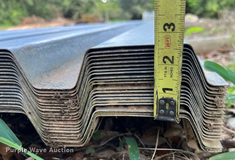 image for item LV9023 Approximately 22 sheets of 20' L x 36