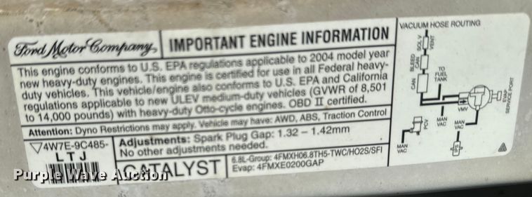 image for item MU9914 2004 Ford E350 Super Duty shuttle bus