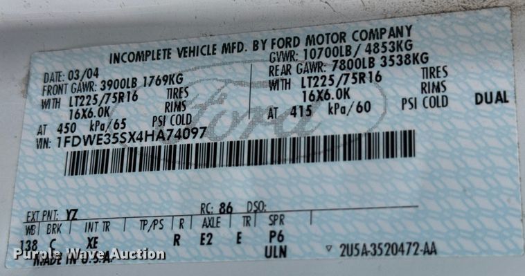 image for item MU9914 2004 Ford E350 Super Duty shuttle bus
