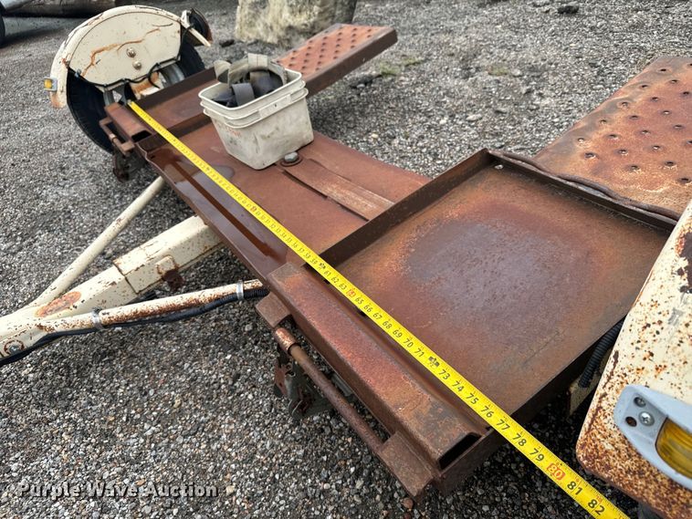 image for item MU9935 1999 Master Tow car dolly