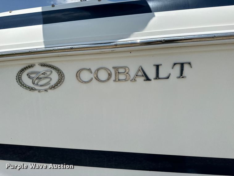 image for item MU9956 2002 Cobalt 226 boat
