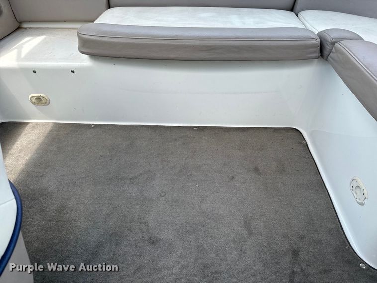 image for item MU9956 2002 Cobalt 226 boat