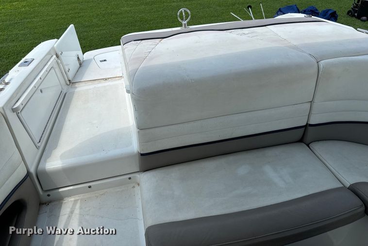 image for item MU9956 2002 Cobalt 226 boat