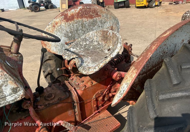 image for item NB9434 Ford F8N tractor