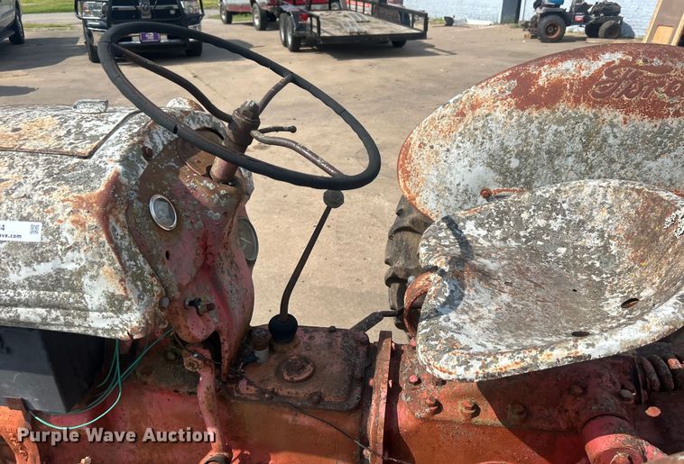 image for item NB9434 Ford F8N tractor