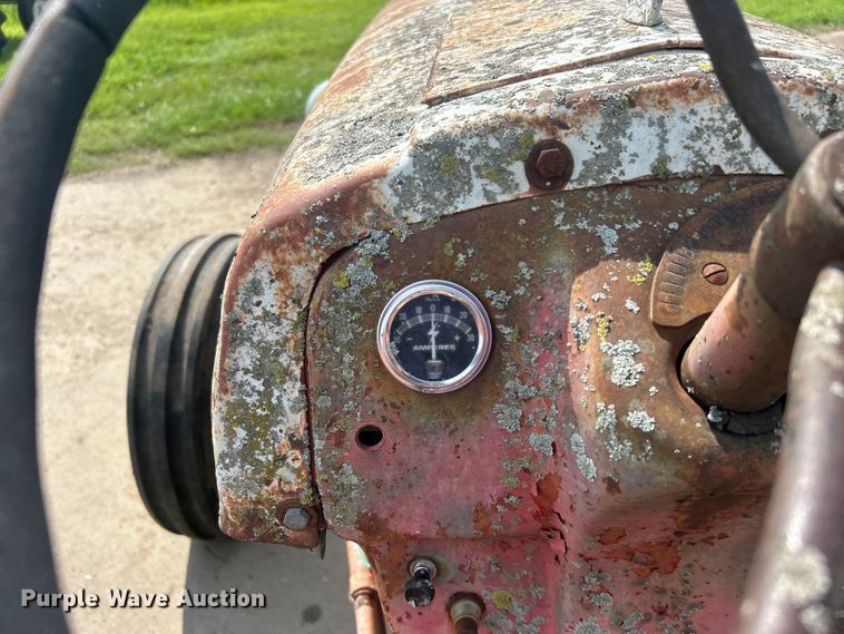 image for item NB9434 Ford F8N tractor