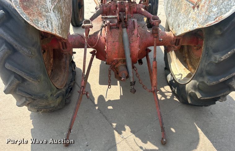 image for item NB9434 Ford F8N tractor