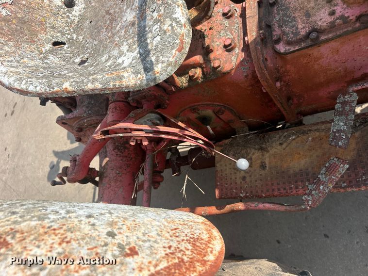 image for item NB9434 Ford F8N tractor